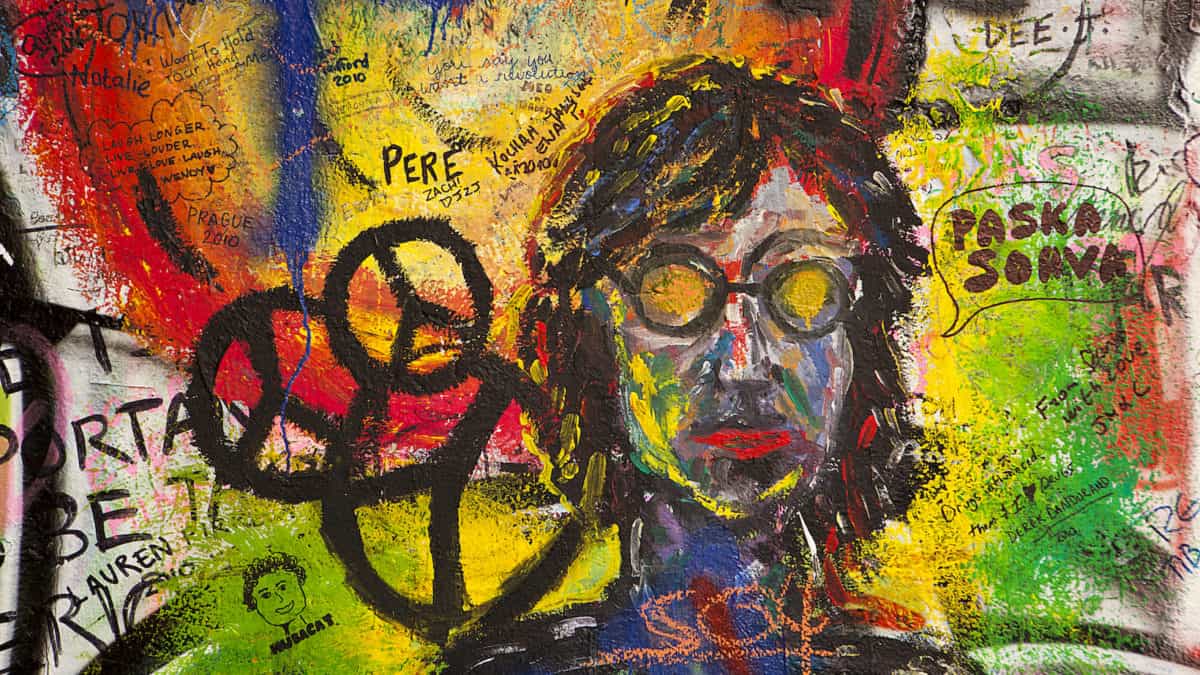 Wat hebben Praag en John Lennon gemeen